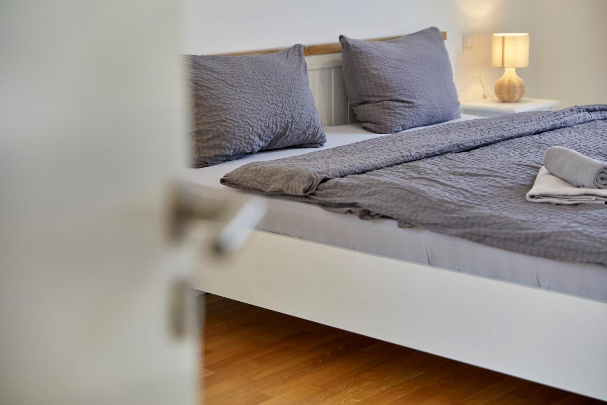 Moseltraum Apartment แบร์นคาสเทล-คืสท์ ภายนอก รูปภาพ